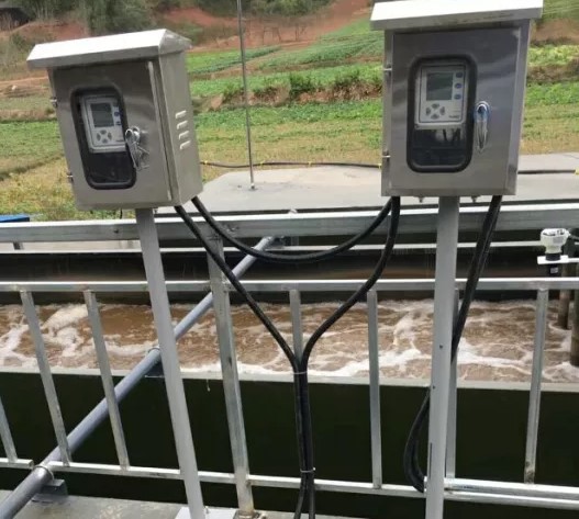 UNI20 (marca probest) o DXC20 (tipo OEM neutral) con DO 700