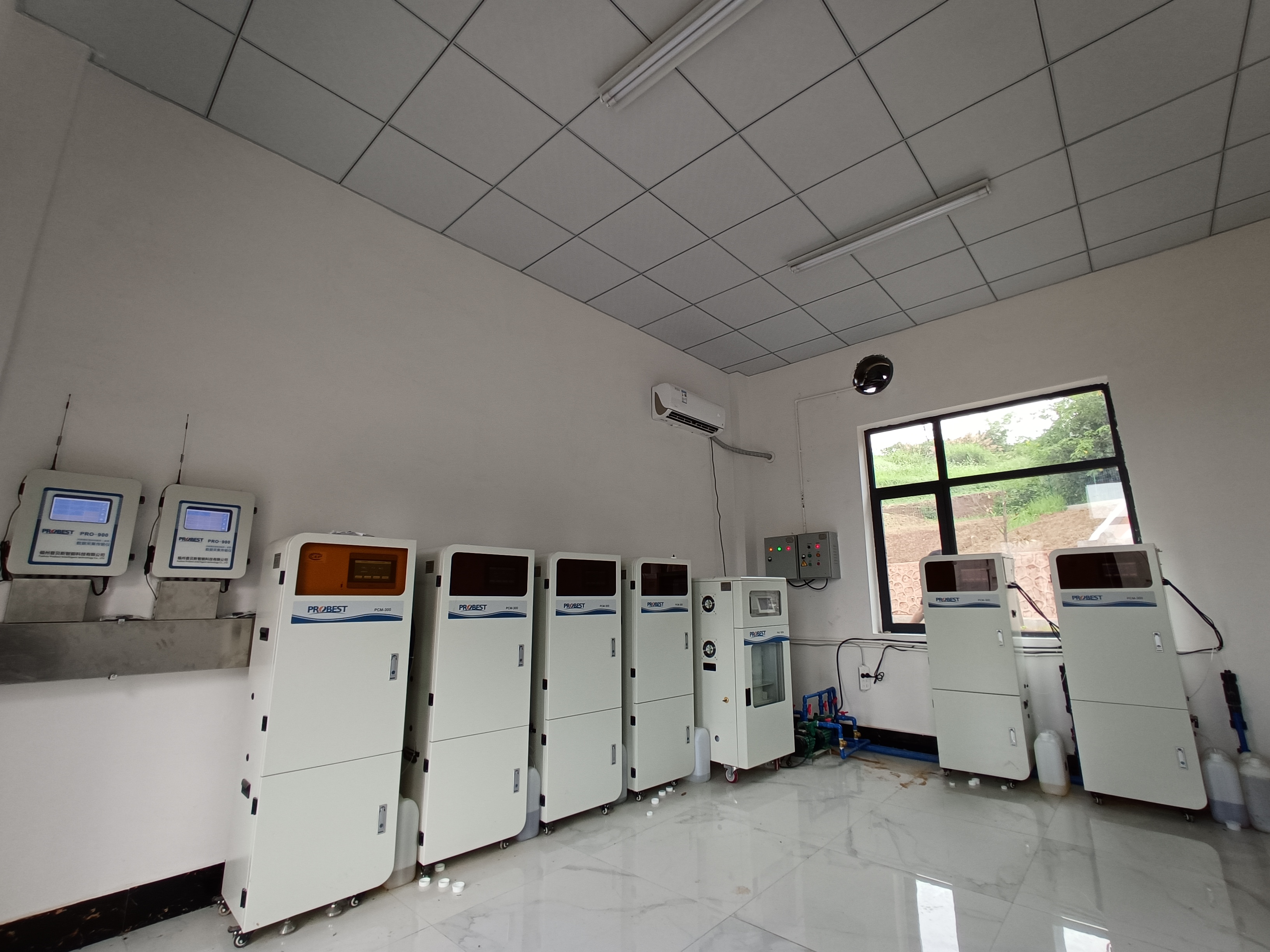 Monitoreo de parámetros de calidad del agua en tiempo real para tratamiento de aguas residuales Calidad del agua Monitoreo en línea Aplicación de equipos en Maozhu, Dacundian, Jinbaotang Plantas de alcantarillado de la ciudad de Qiyang, Hunan