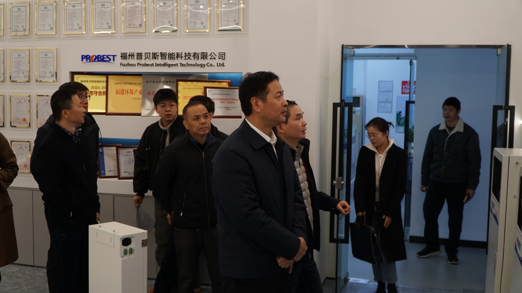 Los líderes del gobierno del distrito de Fuzhou Cangshan visitaron Probest, ayudando a Probest hacia un nuevo viaje